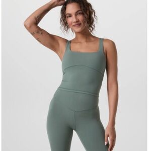 Vuori AllTheForm Support Tank and Leggings